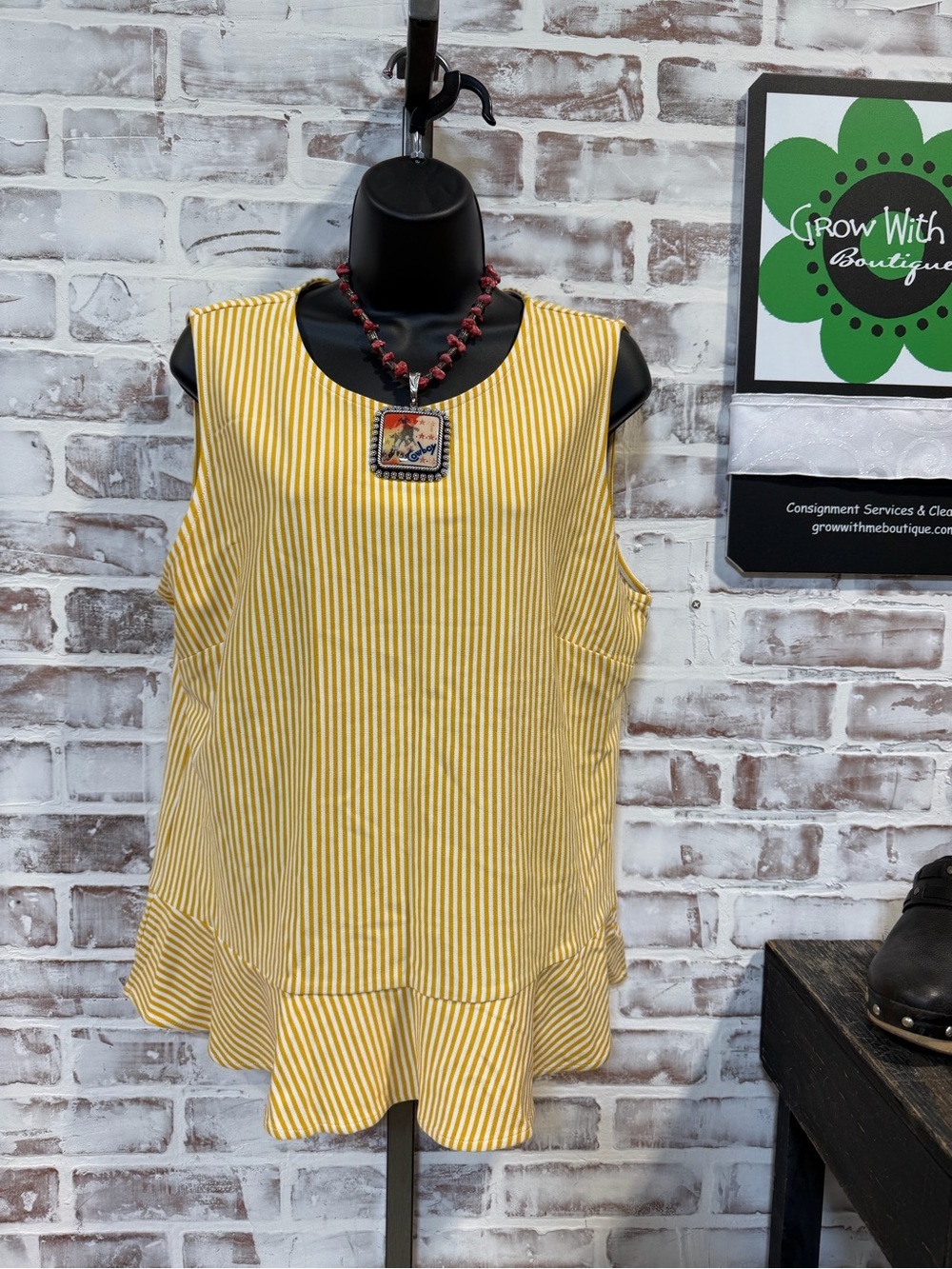 Ann Taylor Striped Ruffle Hem Sleeveless Top large